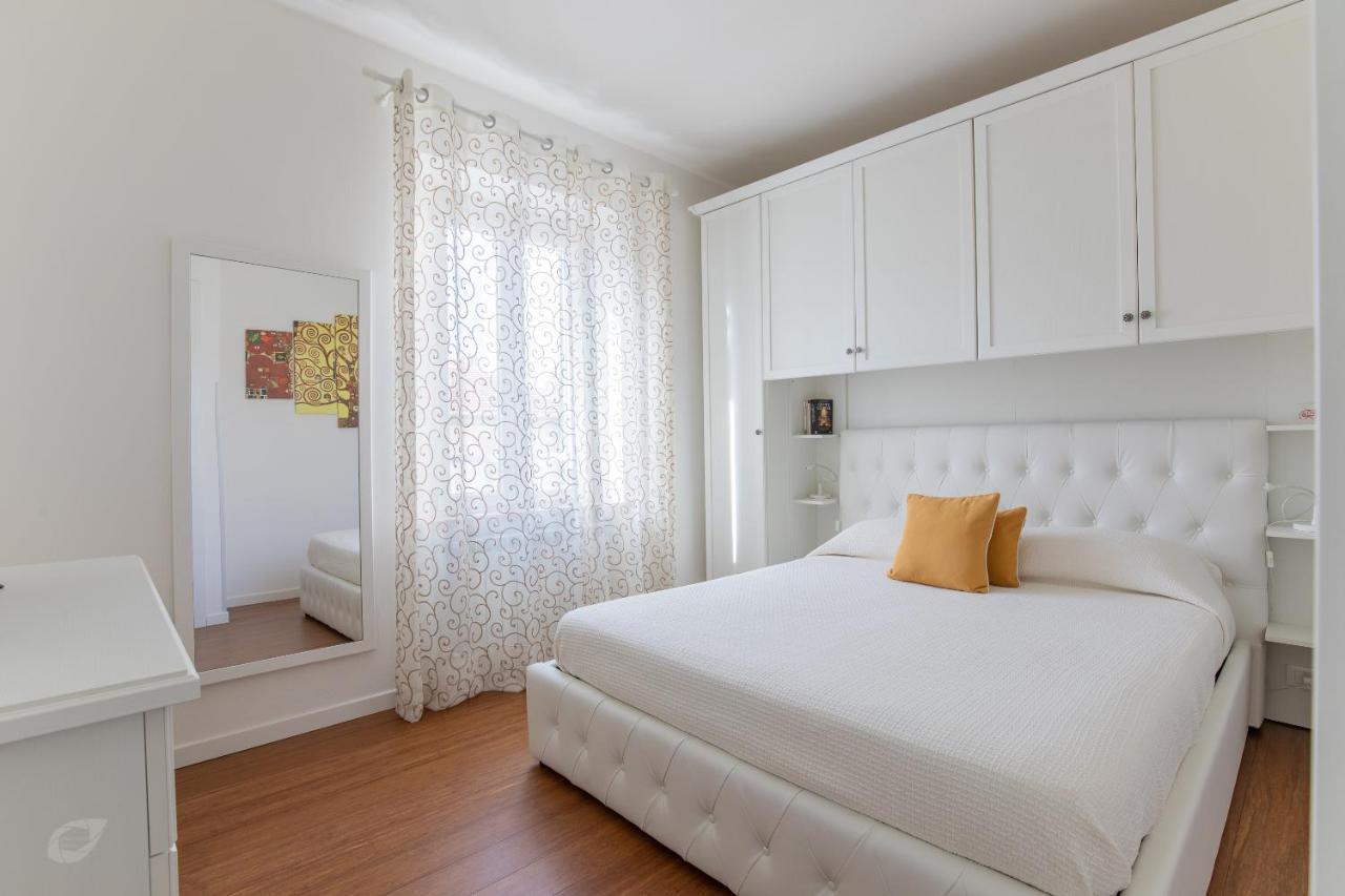 Elena House White Apartment Viareggio Exterior foto