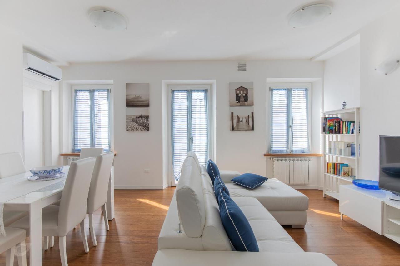Elena House White Apartment Viareggio Exterior foto